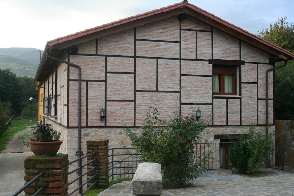 Hostel El Lago, Caceres Jaraiz de la Vera Exterior foto